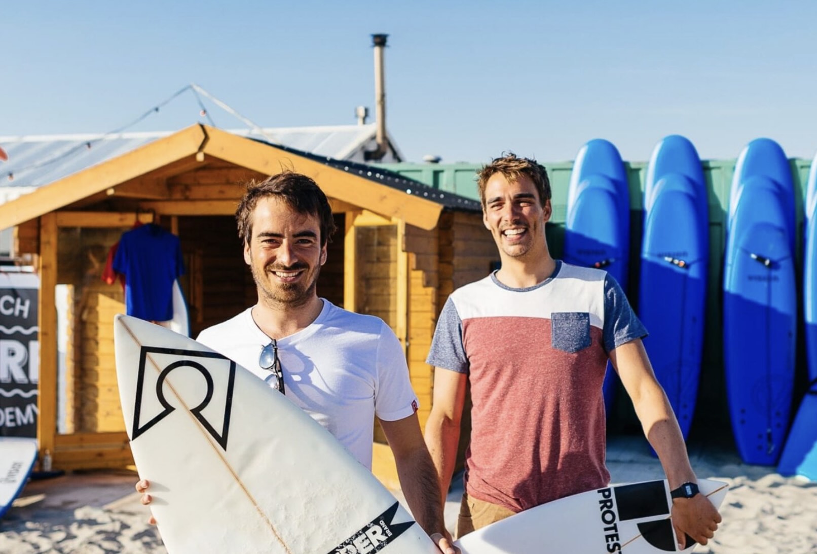 Surfscholen 's-Gravenzande'